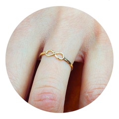 Imagen de Anillo Oro 18 Kts Infinito 0,8Grs