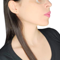 Imagen de Aros Facetados Chicos Oro 18 Kts 0,6 Gr C/rosca 5mm C146