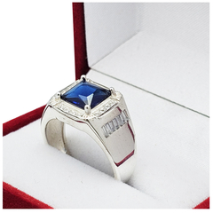 Imagen de Anillo sello plata 925 con piedra cubic azul italiano C1111