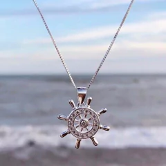 Dije timón con cúbics - con cadena - Plata 925 - 3.1GRS