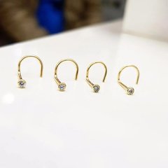Piercing Oro 18kts Nariz 2mm Engarzado Macizo 0.2Gr - comprar online