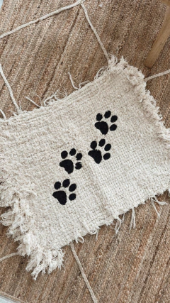 ALFOMBRA HELENA "HUELLAS"- 45X60 CMS - comprar online