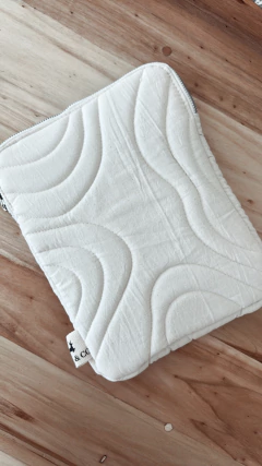 FUNDA TABLET CURVA HENA - comprar online