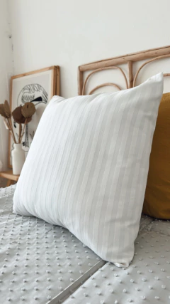 FUNDA TUSSOR BITRAMA OFF WHITE - 50X50 CMS - comprar online