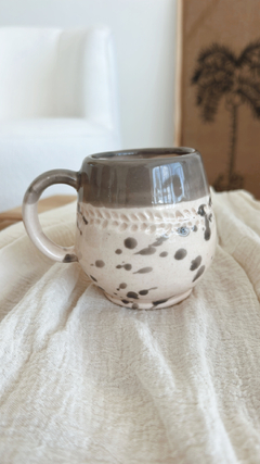 TAZA MEDANA BORDE GRIS - comprar online
