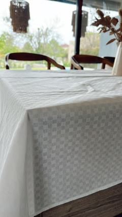 GARAGE SALE - MANTEL ANTIMANCHA POLYESTER CON ROCES - 150X240 CMS