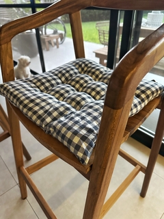 ALMOHADON DE SILLA CUADRILLE AZUL Y BLANCO - 42X42 CMS - comprar online