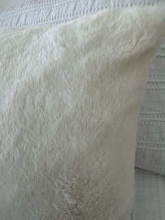 ALMOHADON PELO CORTO - 40X40 - comprar online