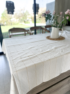 MANTEL ISABEL OFF WHITE LINEAS ARENA- 150X250 CMS