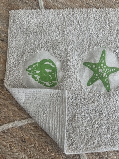 ALFOMBRA DE BAÑO BEIGE ESTAMPADA (ver modelos) - tienda online