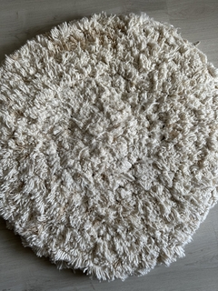 SOPHIE REDONDA CRUDO CON HILOS BEIGE - 70 CMS