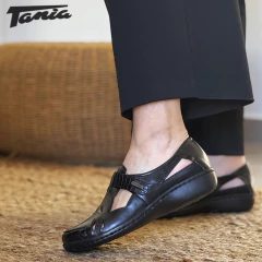 Modelo Angela Negro - Tania Calzados