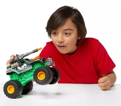Monster Truck Wars Vehículo Luz Y Sonido - Zuru Metal Machines - tienda online