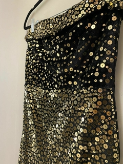 Vestido Flávia midi na internet