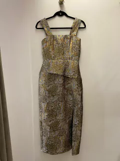 Vestido Megan na internet