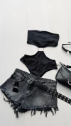 Body strapless con aplique 20% off transferencia - comprar online