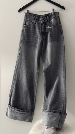 NUEVO ! Jeans wide leg dobladillo STONE BLACK 20%off transferencia - tienda online