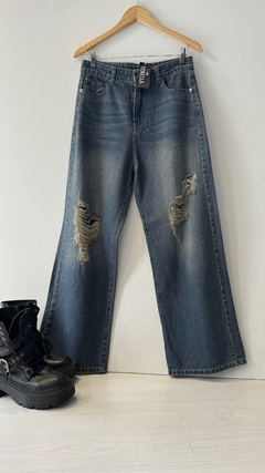 jeans baggy wide leg con rotura 20 % OFF CON TRANSFERENCIA - FIORELLA
