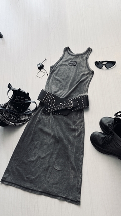 Vestido largo gris lavado 20%off transferencia en internet