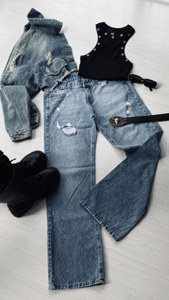 Jeans recto ripped tiro bajo 20 % off transferencia - comprar online