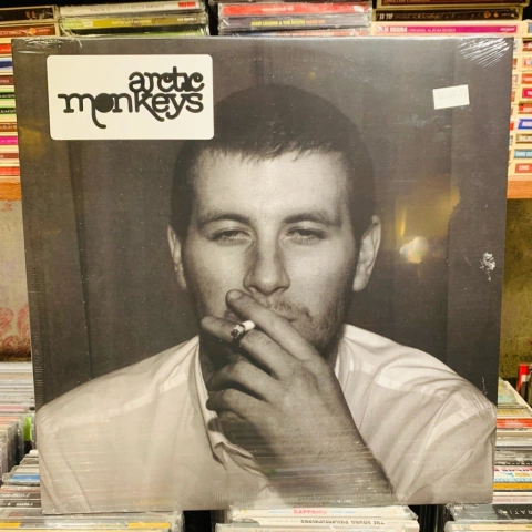 Arctic Monkeys - Whatever People Say I Am, That's What I'm Not NUEVO