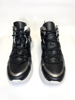 Zapatilla de cuero con corderito Keady (484) en internet