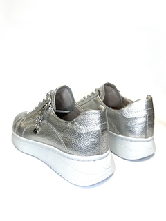 Zapatilla de cuero metalizada Cavatini (40-1827) en internet