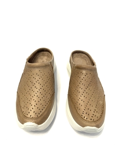 Zueco de cuero Keady (402) - Calzados Miguel Angel - Zapatos de cuero
