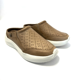 Zueco de cuero Keady (402)
