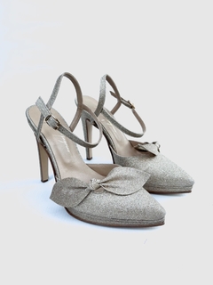 Zapato de cuero con moño Abel Mingrino (1960/2768)