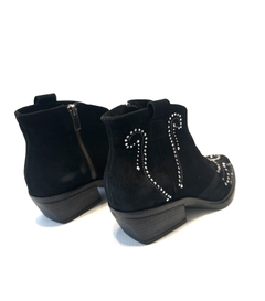 Bota de gamuza Barbieri (20-351) - Calzados Miguel Angel - Zapatos de cuero