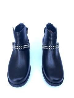 Bota de cuero con tachas Gravagna (970) en internet