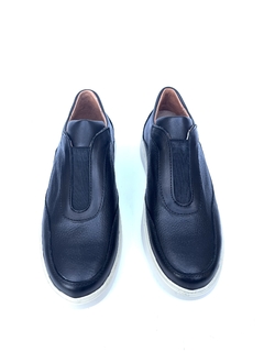 Zapatilla de cuero con elástico Talbot (28110). en internet