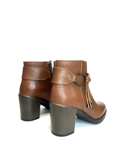 Bota de cuero Cavatini (42-3375) - Calzados Miguel Angel - Zapatos de cuero