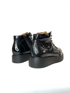Borcego de cuero charol negro Roble M (3401) - Calzados Miguel Angel - Zapatos de cuero