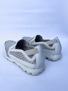 Pancha de cuero calada Penelope (917) - Calzados Miguel Angel - Zapatos de cuero