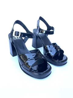 Sandalia de cuero charol Micadel (Rocio) - comprar online
