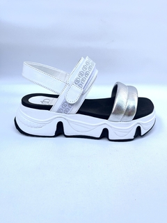 Sandalia de cuero combinada Micadel (Oriana) - comprar online