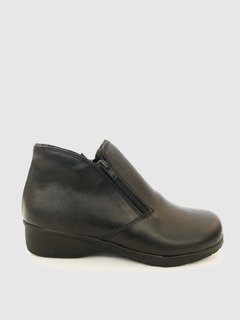 Bota de cuero con cierres Gina Ferrari (153)