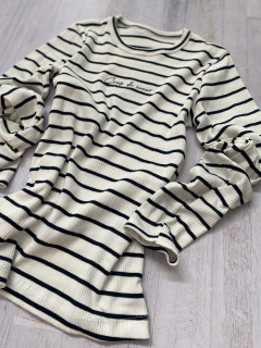 Remera Mila - Kelebek