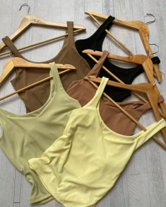 Imagen de Musculosa Tokio