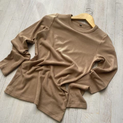 Remera Lina - Kelebek