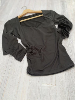 Remera Renata - Kelebek