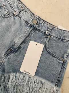 Imagen de SHORT LUCI