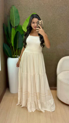 VESTIDO CARLA na internet