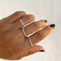 Anel Zircônia Retangular Azul com Zircônias - Salt Life - Acessórios em Prata e Moda Feminina