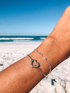 Pulseira Coraçõezinhos - comprar online