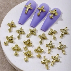 Dije Cruces Góticas Oro x u. - FEVER NAIL STORE