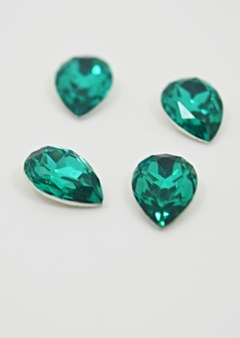 piedra 3d conica gota verde 10x14 x6u en internet