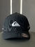 Boné quiksilver letreiro ( preto/branco )